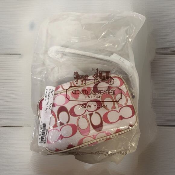 Very Rare Vintage NWT Coach F63761 Peyton Signature Heart Multi Pouch Wristlet - Picture 12 of 12